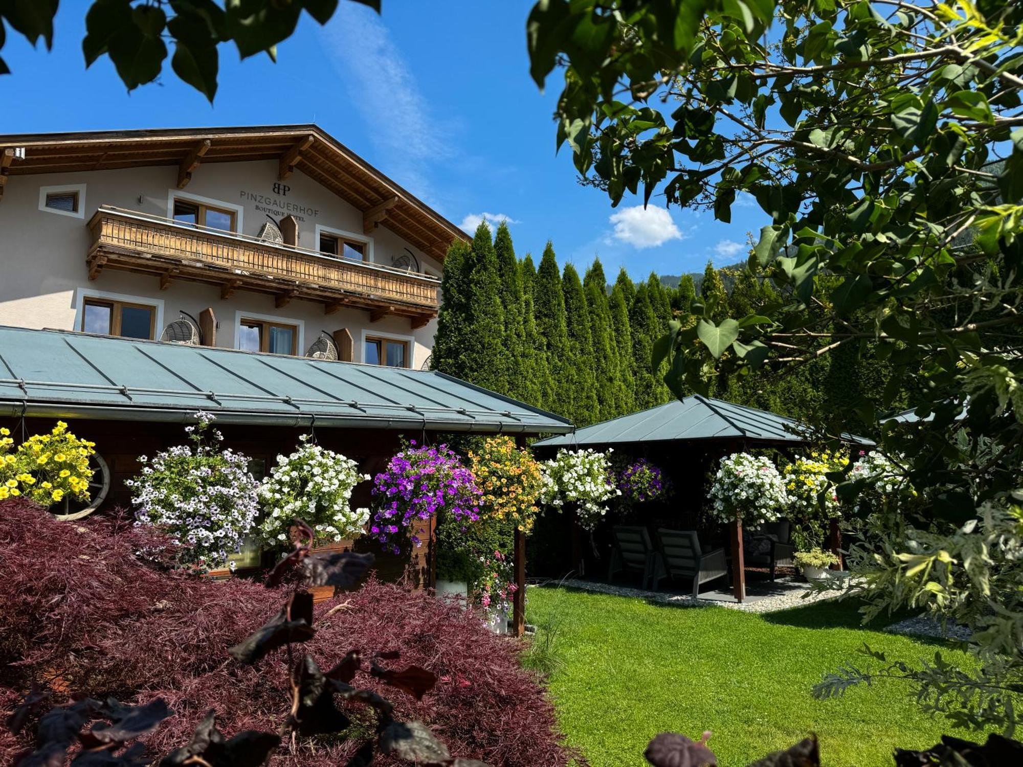 Boutique Hotel Pinzgauerhof Kaprun Exterior photo